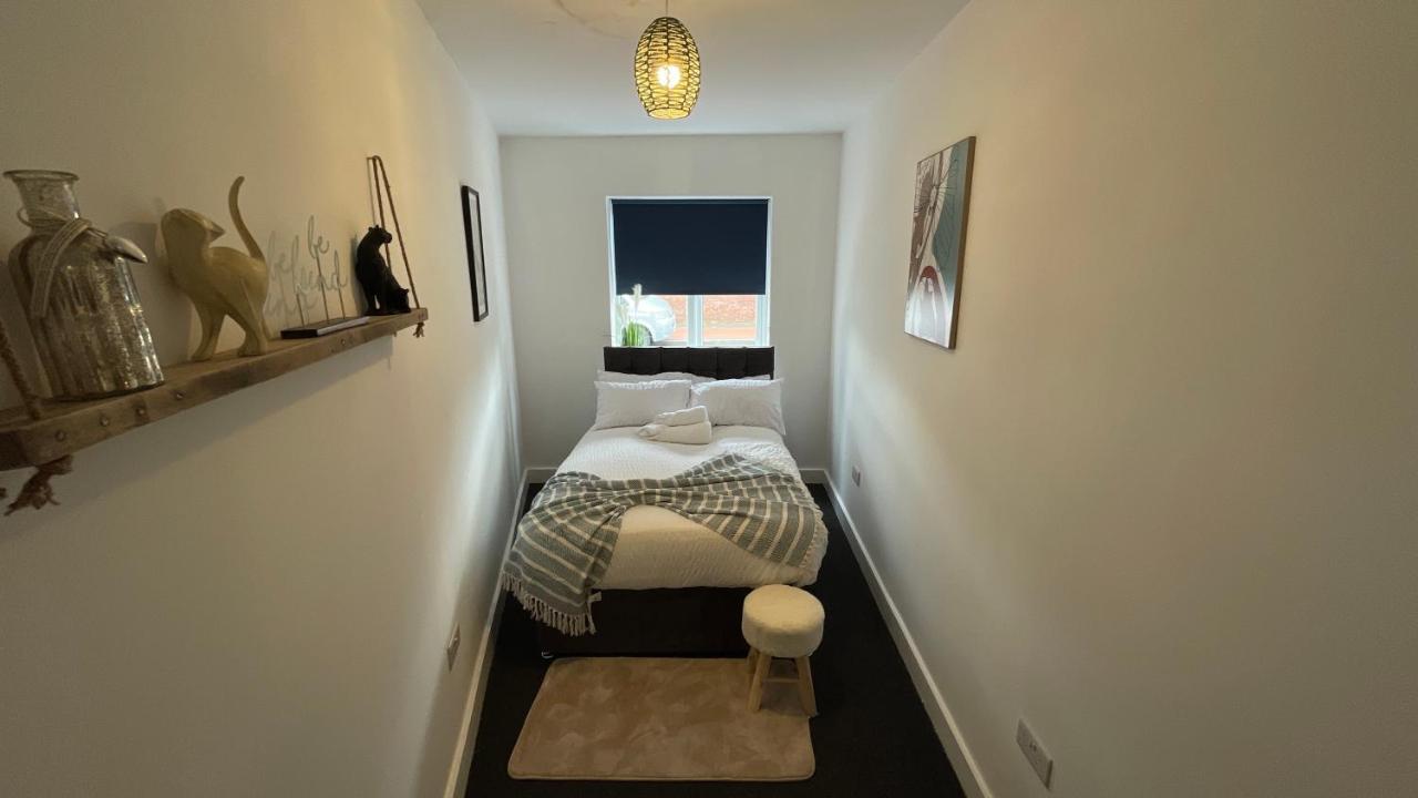 Spacious 6 Bed Home Near City & Albion Stadium Perfect For Contractors! Birmingham Eksteriør bilde