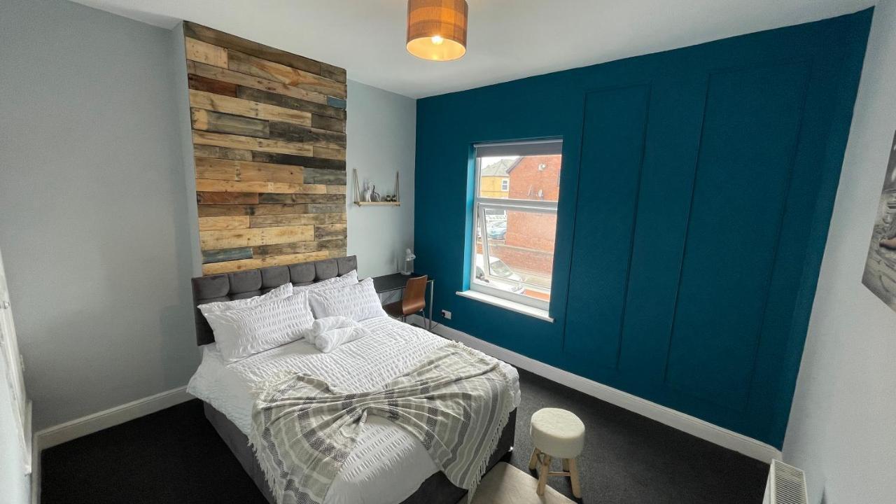 Spacious 6 Bed Home Near City & Albion Stadium Perfect For Contractors! Birmingham Eksteriør bilde